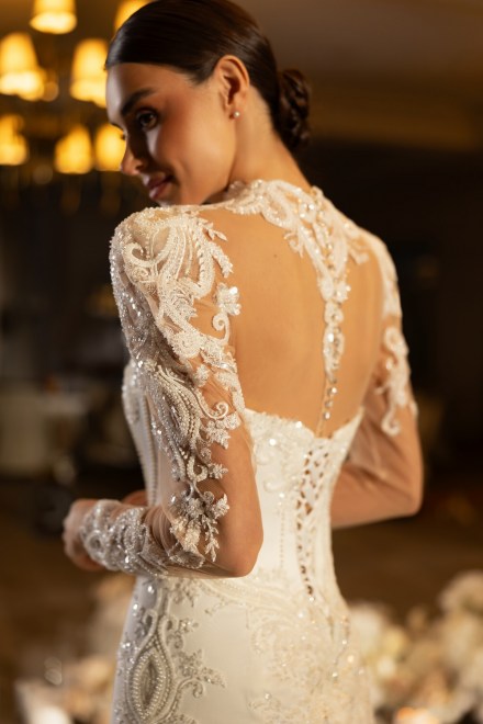 https://elisebride.ro/images/stories/virtuemart/product/Amethyst5.jpg