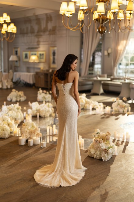 https://elisebride.ro/images/stories/virtuemart/product/Blossom5.jpg