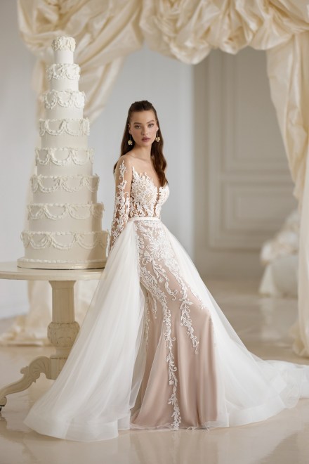 https://elisebride.ro/images/stories/virtuemart/product/Ella2.jpg