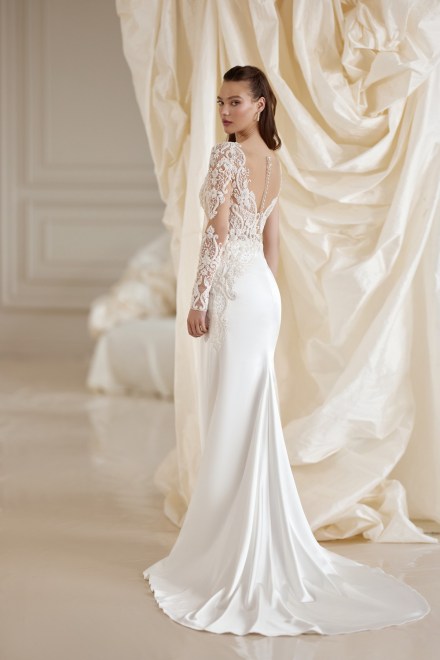 https://elisebride.ro/images/stories/virtuemart/product/Felicia2.jpg