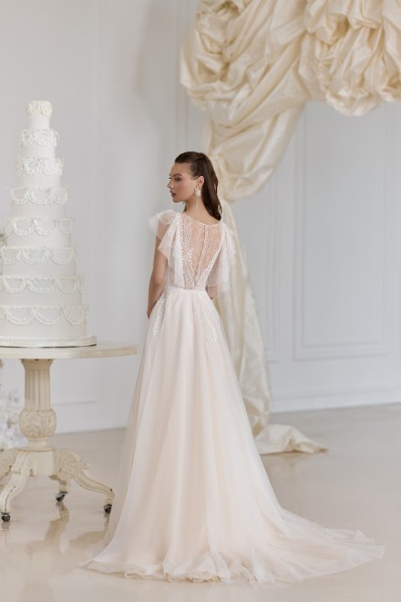 https://elisebride.ro/images/stories/virtuemart/product/Francesca3.jpg
