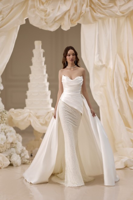 https://elisebride.ro/images/stories/virtuemart/product/Julia2.jpg