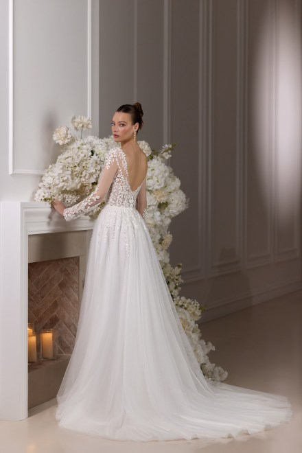 https://elisebride.ro/images/stories/virtuemart/product/Justina2.jpg