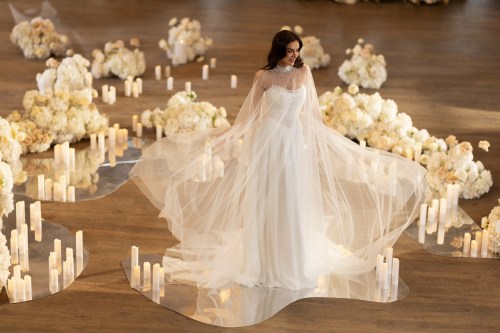 https://elisebride.ro/images/stories/virtuemart/product/Kallista4.jpg