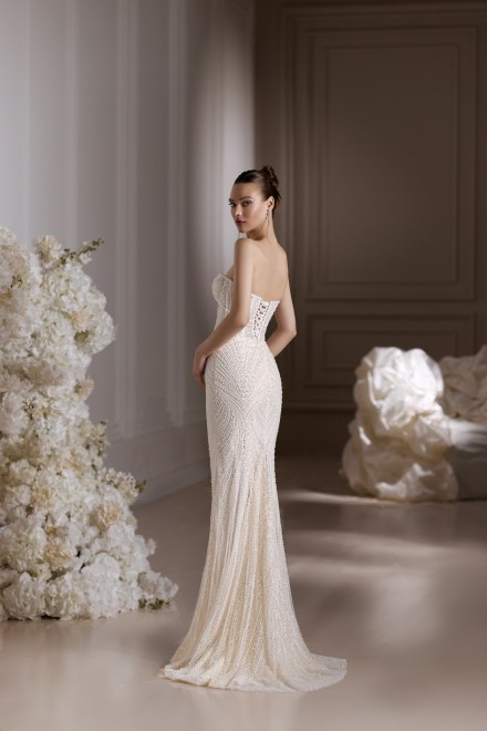 https://elisebride.ro/images/stories/virtuemart/product/Larisa6.jpg