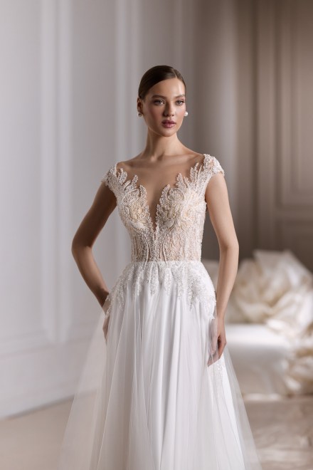 https://elisebride.ro/images/stories/virtuemart/product/Medeea1.jpg