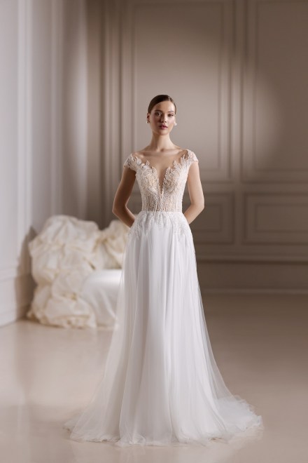 https://elisebride.ro/images/stories/virtuemart/product/Medeea.jpg