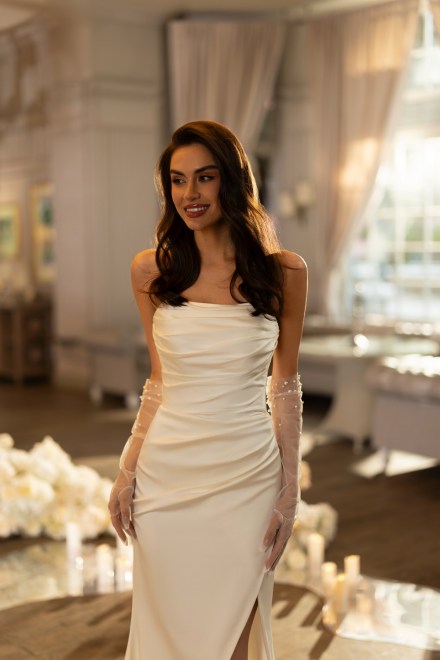 https://elisebride.ro/images/stories/virtuemart/product/Mirabel2.jpg
