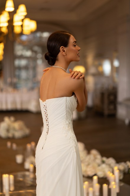 https://elisebride.ro/images/stories/virtuemart/product/Tianna3.jpg