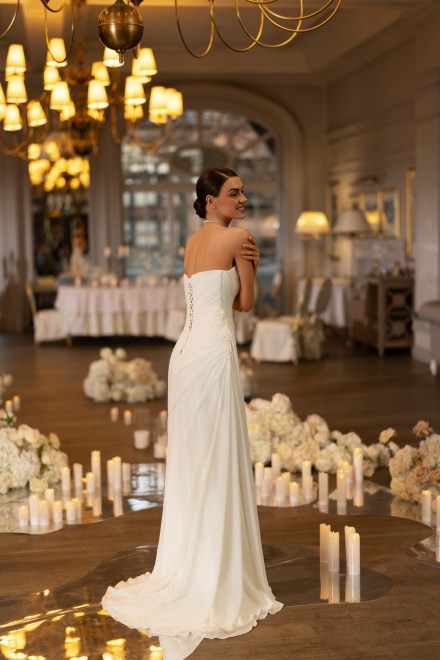https://elisebride.ro/images/stories/virtuemart/product/Tianna4.jpg