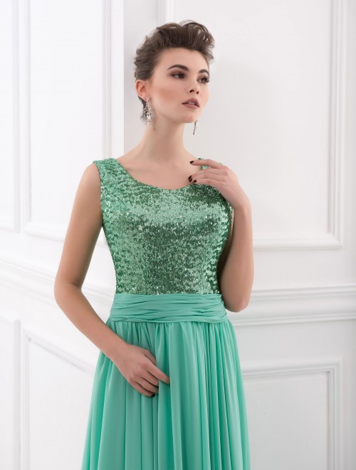 https://elisebride.ro/images/stories/virtuemart/product/VWD_AL_13_b.jpg