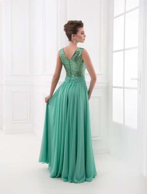 https://elisebride.ro/images/stories/virtuemart/product/VWD_AL_13_c.jpg