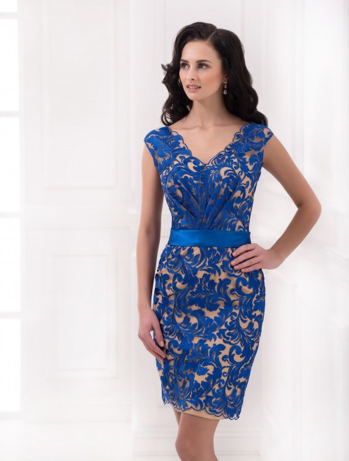 https://elisebride.ro/images/stories/virtuemart/product/VWD_AL_22_b.jpg