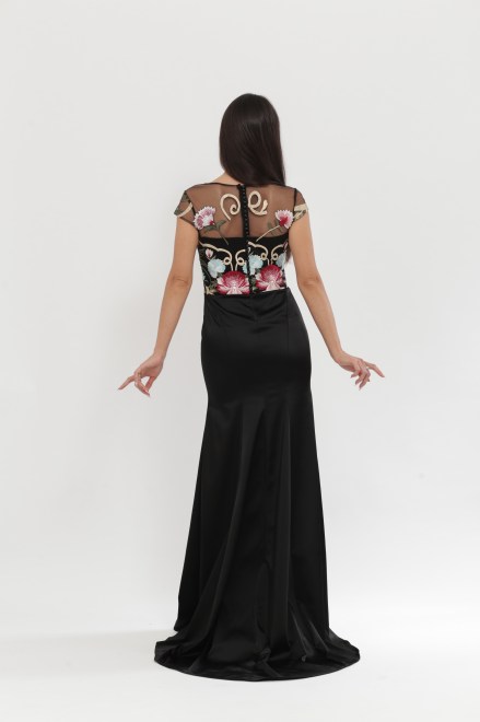 https://elisebride.ro/images/stories/virtuemart/product/VWD_DV_05_c.jpg