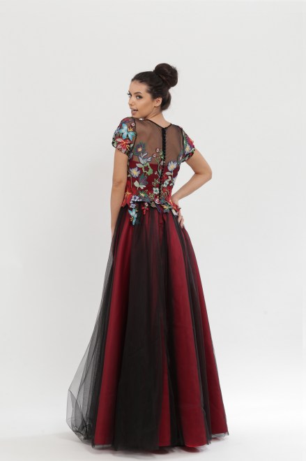 https://elisebride.ro/images/stories/virtuemart/product/VWD_DV_06_c.jpg