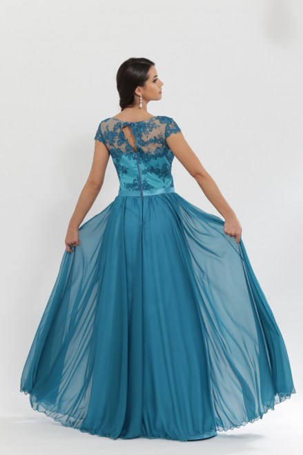https://elisebride.ro/images/stories/virtuemart/product/VWD_DV_07_c.jpg
