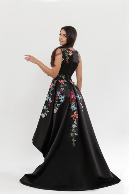 https://elisebride.ro/images/stories/virtuemart/product/VWD_DV_10_c.jpg
