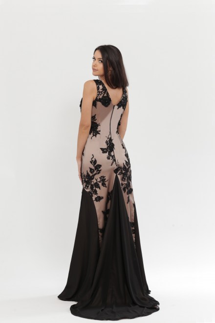https://elisebride.ro/images/stories/virtuemart/product/VWD_DV_15_c.jpg