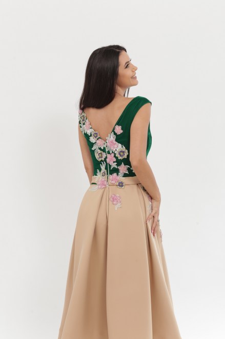 https://elisebride.ro/images/stories/virtuemart/product/VWD_DV_17_b.jpg