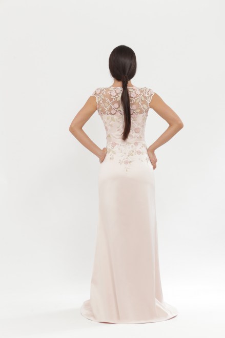 https://elisebride.ro/images/stories/virtuemart/product/VWD_DV_23_c.jpg
