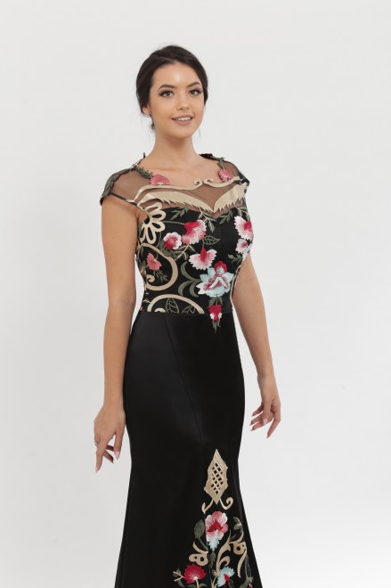 https://elisebride.ro/images/stories/virtuemart/product/VWD_DV_32_b.jpg
