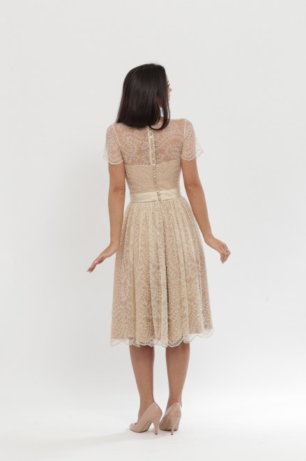 https://elisebride.ro/images/stories/virtuemart/product/VWD_DV_44_c.jpg
