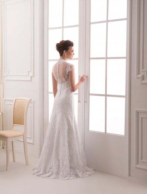 https://elisebride.ro/images/stories/virtuemart/product/VWD_EZ_03_c.jpg