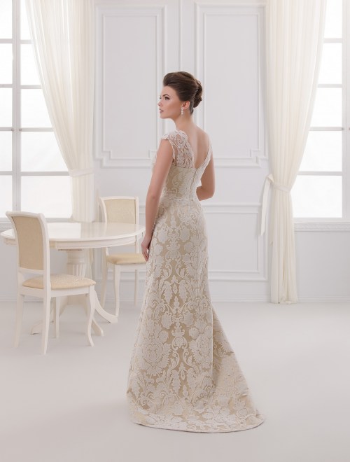 https://elisebride.ro/images/stories/virtuemart/product/VWD_EZ_06_c.jpg