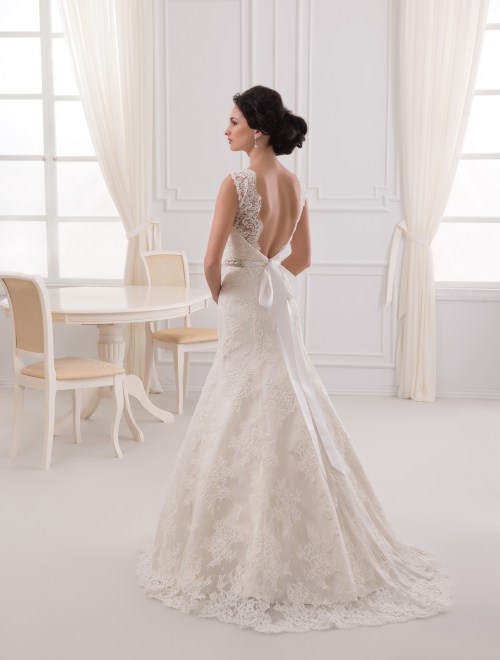 https://elisebride.ro/images/stories/virtuemart/product/VWD_EZ_09_c.jpg