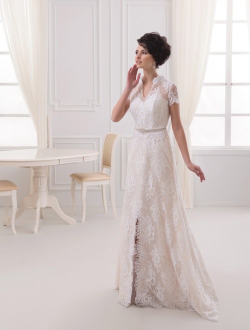 https://elisebride.ro/images/stories/virtuemart/product/VWD_EZ_11_c.jpg
