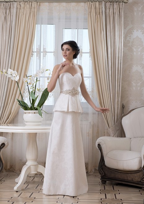 https://elisebride.ro/images/stories/virtuemart/product/VWD_EZ_28_b.jpg