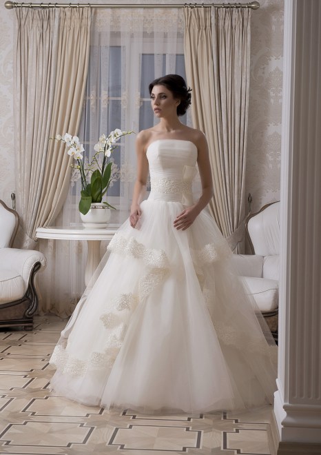 https://elisebride.ro/images/stories/virtuemart/product/VWD_EZ_29_b.jpg