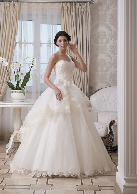 https://elisebride.ro/images/stories/virtuemart/product/VWD_EZ_32_b.jpg