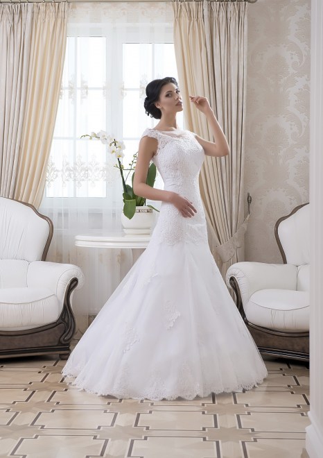https://elisebride.ro/images/stories/virtuemart/product/VWD_EZ_36_b.jpg