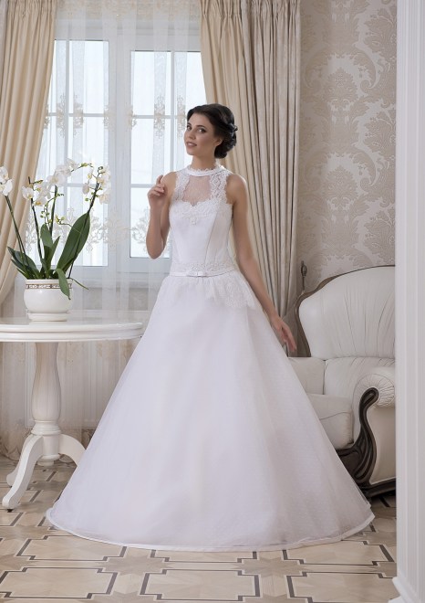 https://elisebride.ro/images/stories/virtuemart/product/VWD_EZ_38_b.jpg