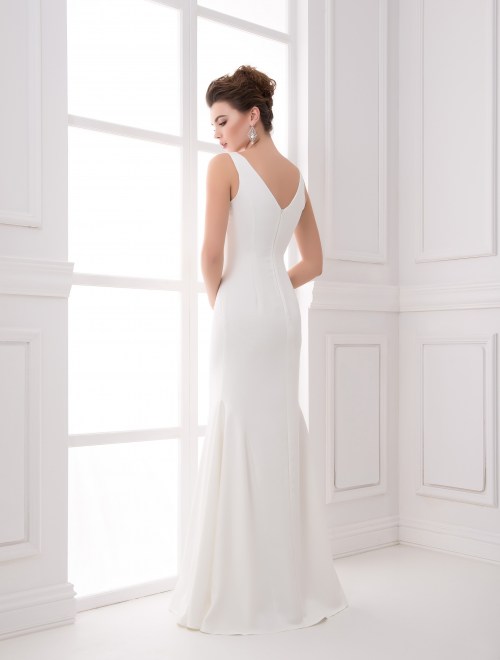 https://elisebride.ro/images/stories/virtuemart/product/VWD_FN_01_c43.jpg