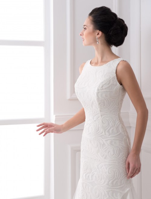 https://elisebride.ro/images/stories/virtuemart/product/VWD_FN_03_b.jpg