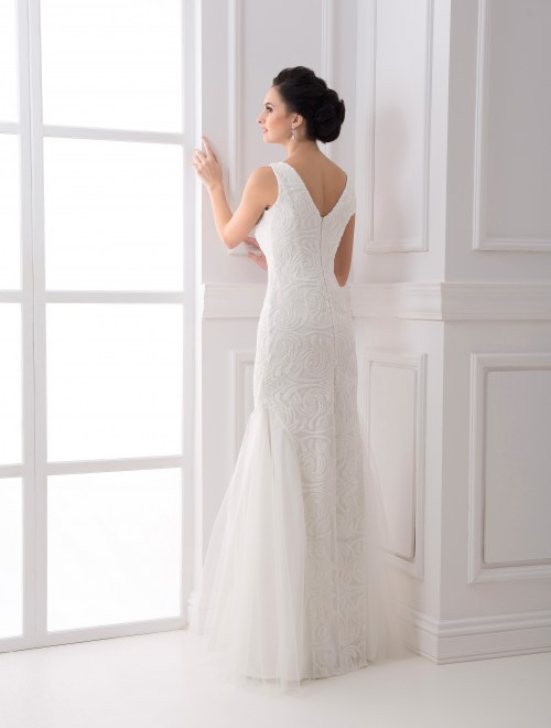 https://elisebride.ro/images/stories/virtuemart/product/VWD_FN_03_c.jpg