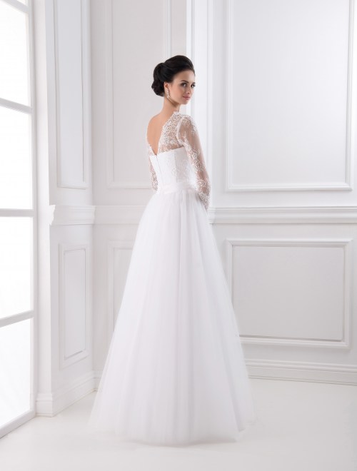 https://elisebride.ro/images/stories/virtuemart/product/VWD_FN_19_c31.jpg