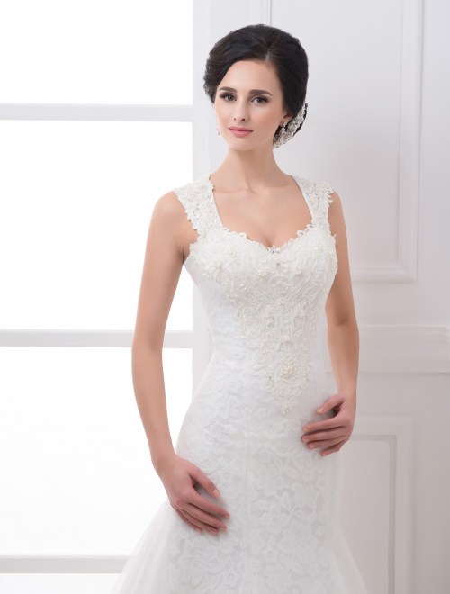 https://elisebride.ro/images/stories/virtuemart/product/VWD_FN_23_b.jpg