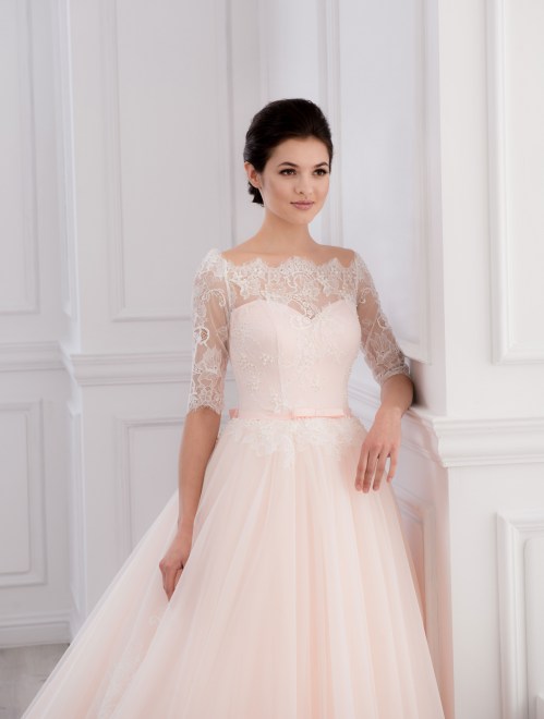 https://elisebride.ro/images/stories/virtuemart/product/VWD_IM_01_b54.jpg