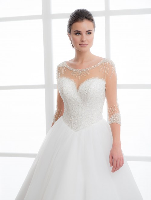 https://elisebride.ro/images/stories/virtuemart/product/VWD_IM_04_b88.jpg