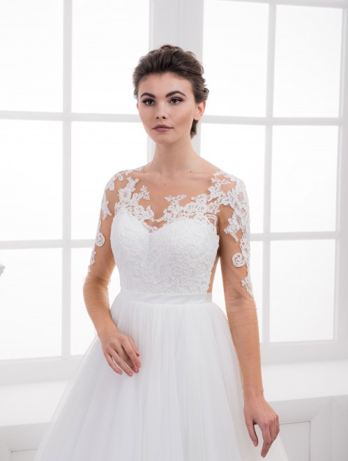 https://elisebride.ro/images/stories/virtuemart/product/VWD_IM_16_b78.jpg