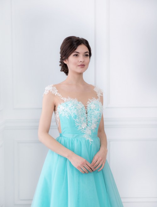 https://elisebride.ro/images/stories/virtuemart/product/VWD_IM_19_b89.jpg
