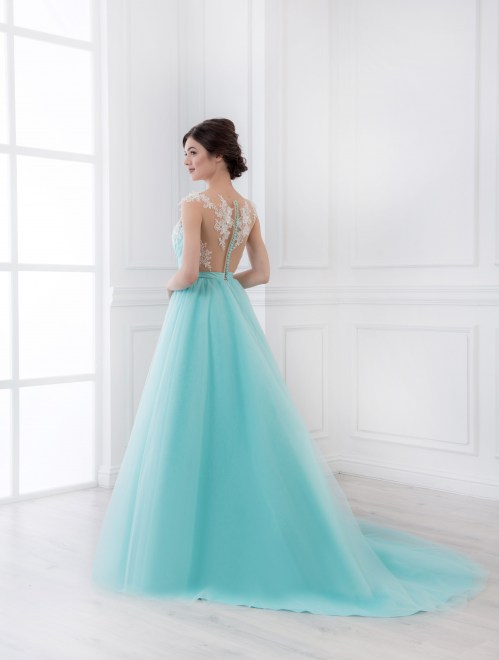 https://elisebride.ro/images/stories/virtuemart/product/VWD_IM_19_c44.jpg
