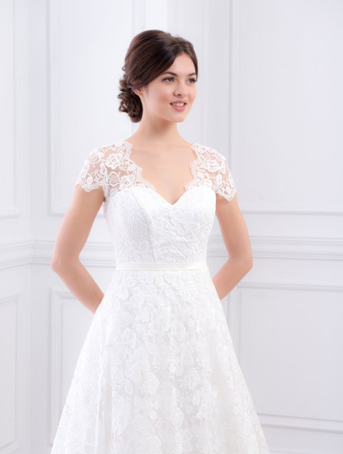 https://elisebride.ro/images/stories/virtuemart/product/VWD_IM_23_b30.jpg
