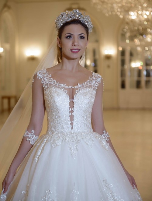 https://elisebride.ro/images/stories/virtuemart/product/VWD_IN_01_b.jpg