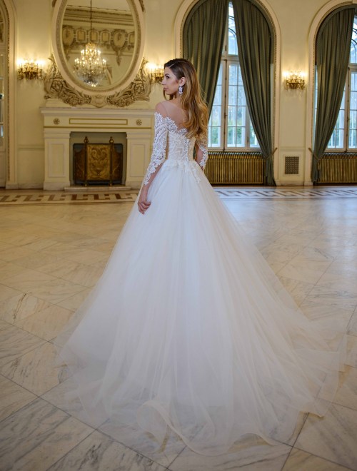 https://elisebride.ro/images/stories/virtuemart/product/VWD_IN_10_c.jpg