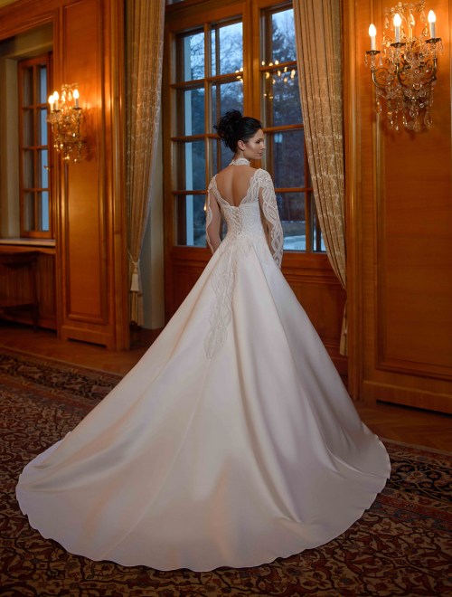 https://elisebride.ro/images/stories/virtuemart/product/VWD_IN_12_c.jpg