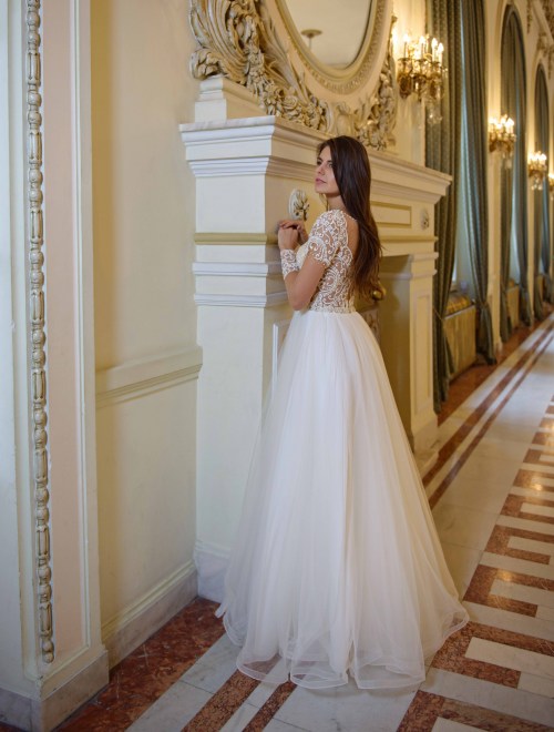 https://elisebride.ro/images/stories/virtuemart/product/VWD_IN_20_c.jpg